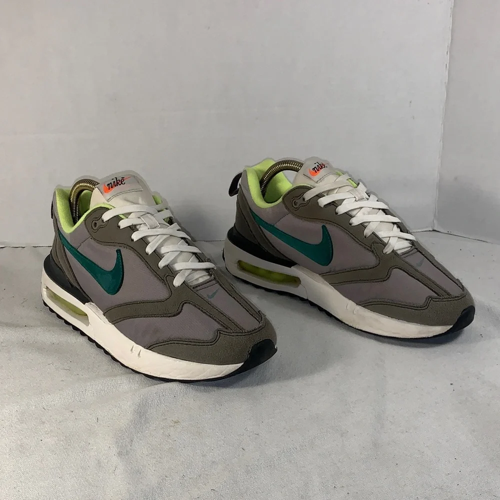 Nike Men's Air Max Dawn ‘Olive Grey Malachite’ Olive Grey/Teal/Green Sneakers